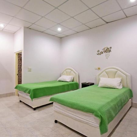Mindy House Hotel Patong Exterior photo