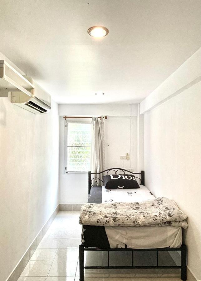 Mindy House Hotel Patong Exterior photo